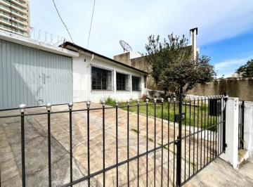 26140807-bbf9-42e3-a2cc-6091d6ad2c88 · Casa para venda em Jardim Gumercindo com 2 quartos, 154m²