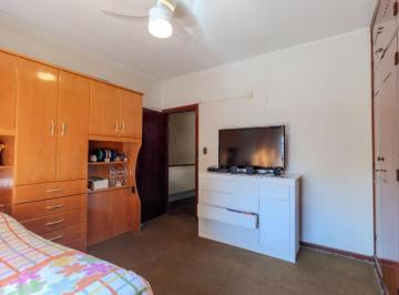 d0ed7f61-570f-43bc-912b-e0b34652237e · Versátil sobrado para venda em Aclimação com 4 quartos, sendo 1 suíte, 452m²
