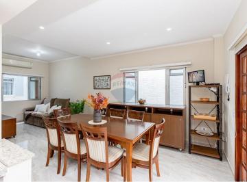 Casa · 200m² · 4 Quartos · 3 Vagas · SOBRADO 100% REFORMADO de 200m² no Jardim Caravelas Granja Julieta SP