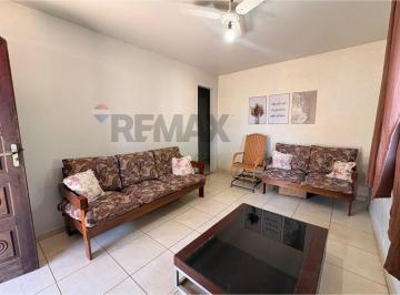 Casa · 360m² · 2 Quartos · À venda casa ampla com quintal no Jardim Esperança, Cabo Frio