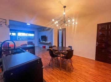 311c6134-3f04-4279-814b-66194602c0de · Atraente casa para venda em Jardim Primavera com 3 quartos, sendo 1 suíte, 216m²