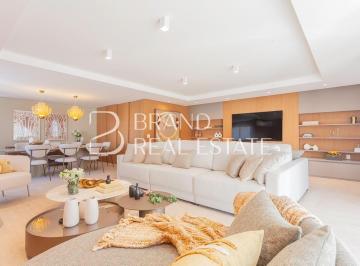 Apartamento · 241m² · 4 Quartos · 3 Vagas · Apartamento á venda reformado e mobiliado, com 241m² privativos, 04 suítes no Jardim América SP