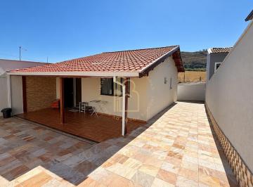 Casa · 108m² · 3 Quartos · 4 Vagas · Casa em Jardim Esperanca - Poços de Caldas
