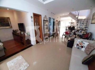 Casa · 178m² · 3 Quartos · 2 Vagas · CASA Á VENDA COM 3 QUARTOS E 2 VAGAS NO JAÇANÃ