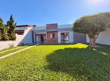 Casa · 131m² · 3 Quartos · 1 Vaga · Excelente oportunidade no Balneário Harmonia, a apenas 150 metros do mar! 🌊🏡