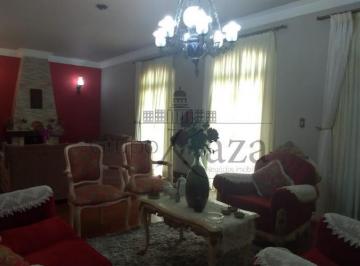 Casa · 450m² · 3 Quartos · 2 Vagas · Casa Térrea no Jardim Esplanada