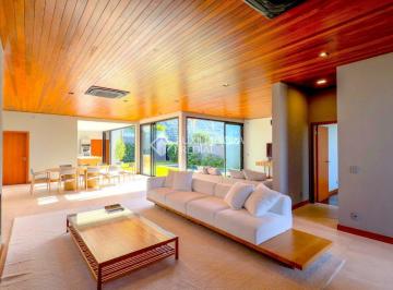 Casa · 607m² · 4 Quartos · 8 Vagas · Casa de alto padrão à venda na Lagoa da Conceição, em Florianópolis.