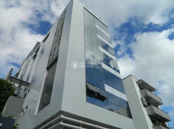 Comercial · 47m² · 1 Vaga · Ampla sala comercial próxima a 24 de Outubro