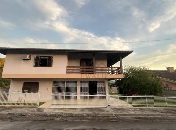 79f1859c14a5d2a9d05fd1d61d93525597019595 · Casa com 3 dormitórios, sendo 1 suíte para alugar por R$ 3.500/mês - Centro - Pomerode/SC
