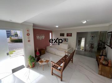 Casa · 250m² · 4 Quartos · 6 Vagas · CASA PORTEIRA FECHADA | 4 QUARTOS | 2 SUÍTES | PISCINA PRIVATIVA | ENERGIA SOLAR | LAURO DE FREITAS