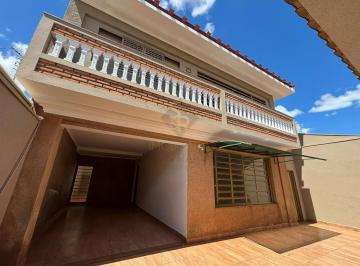 Casa · 260m² · 3 Quartos · 4 Vagas · Sobrado para locação e venda com 03 suítes no bairro Sumarezinho, em Ribeirão Preto/SP.