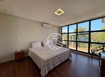 afdfa32e572e5d527e4e5b5bca5d6d5e94da7450 · Casa Duplex de Alto Padrão à Venda em Nova Guarapari – 4 Suítes, Piscina e Acabamento de Luxo