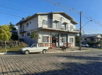 Comercial · 10 Quartos · 6 Vagas · Sala Comercial e Apartamentos no Bairro América em Farroupilha/RS