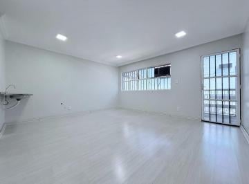 Comercial · 38m² · Sala Comercial com Varanda no Alternativo Center – Gama