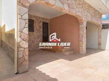Casa · 413m² · 4 Quartos · 3 Vagas · Casa à venda, 4 quartos, 1 suíte, 3 vagas, Água Branca - Contagem/MG