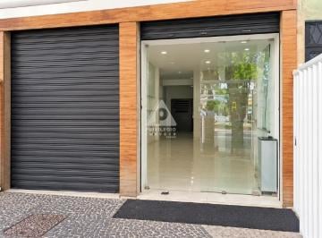 Comercial · 83m² · Loja Comercial de Frente em Laranjeiras