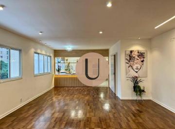 d81a9584964cebfed8ee417d41d16a37b7be6451 · Espetacular 220m² Reformado e Automatizado: Suíte Master com Banheira, Cozinha Gourmet e 2 Vagas Dem