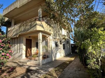 Casa · 301m² · 5 Quartos · 2 Vagas · Casa a venda, bairro Santa Cecília em Viamão.