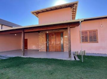 Casa · 320m² · 4 Quartos · 2 Vagas · Casa com 4 Suites no Condomínio Solar das Palmeiras