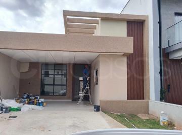 Casa · 159m² · 3 Quartos · 4 Vagas · Cond. Helena Maria - Casa com Piscina em Condomínio no Residencial Helena Maria