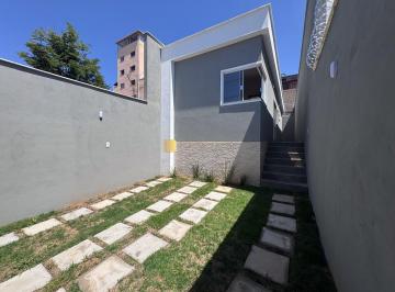 Casa · 2 Quartos · 2 Vagas · Casa independente à venda no bairro Morada do Sol