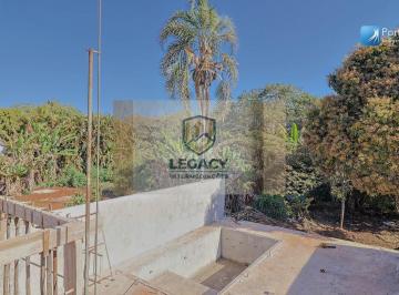 Casa · 215m² · 3 Quartos · 2 Vagas · Casa Nova e Moderna