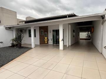 Casa · 174m² · 2 Quartos · 3 Vagas · Casa em Machados, Navegantes/SC
