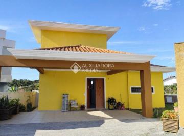 Casa · 775m² · 4 Quartos · 3 Vagas · Casa Mobiliada com 4 Suítes, Jacuzzi e Energia Solar no Condomínio Ilha do Francês - Rio Vermelho