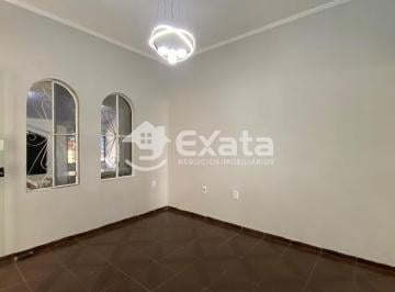 Casa · 186m² · 2 Quartos · 2 Vagas · Casa terrea com 2 quartos e ponto comercial para alugar no Parque das Laranjeiras zona norte de Soro