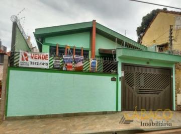 Casa · 334m² · 2 Quartos · 2 Vagas · Casa para venda em Centro de 333.90m² com 2 Quartos, 1 Suite e 2 Garagens