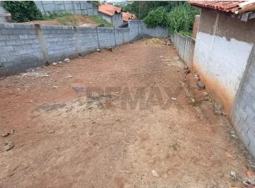 Terreno · 185m² · 3 Vagas · Terreno para venda em Uberaba de 185.00m² com 3 Garagens