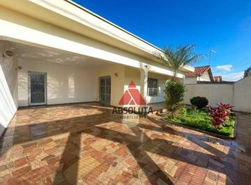 Casa · 165m² · 2 Quartos · 4 Vagas · Casa para alugar em Vila Dainese de 165.00m² com 2 Quartos, 1 Suite e 4 Garagens