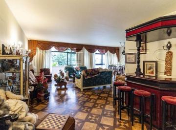 Apartamento · 208m² · 4 Quartos · 2 Vagas · Apartamento para alugar em Santa Cecília de 208.00m² com 4 Quartos, 1 Suite e 2 Garagens