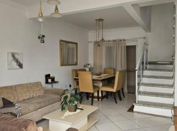 Casa · 98m² · 3 Quartos · Sobrado para venda em Pilarzinho de 98.00m² com 3 Quartos e 1 Suite