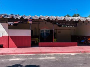 Casa · 220m² · 3 Quartos · 3 Vagas · Casa para venda em Centro de 220.00m² com 3 Quartos e 3 Garagens