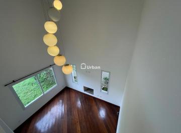 Casa · 215m² · 3 Quartos · 4 Vagas · Casa de Condomínio para alugar em Granja Viana de 215.00m² com 3 Quartos, 3 Suites e 4 Garagens