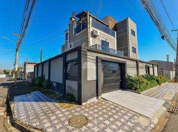 Casa · 225m² · 6 Quartos · 3 Vagas · Casa para venda em Jardim Guaraituba de 225.00m² com 6 Quartos, 3 Suites e 3 Garagens