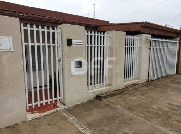 0 · casa à venda em Vila Teixeira