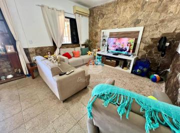 ad2ab9ed07d51fba578791a53cbcabff67349bb7 · Casa 3 Quartos a venda Piratininga