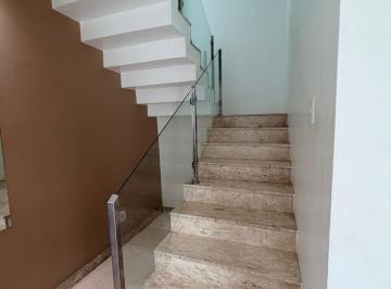 Casa · 204m² · 3 Quartos · 2 Vagas · Casa para Alugar no Villa Firenze | 3 Suítes, Espaço Gourmet e 2 Vagas