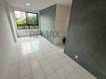 Apartamento · 55m² · 2 Quartos · 1 Vaga · Apartamento 55 M²  Casa Amarela - 2 quartos 1 suíte, piscina!