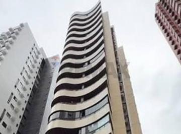 Apartamento · 113m² · 3 Quartos · 2 Vagas · Apto 115m² na Tamarineira 3 qts (2 suítes) + dependência, projeto assinado, ao lado do Parque