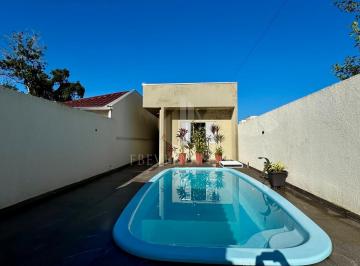 Casa · 131m² · 3 Quartos · 2 Vagas · Casa à Venda em Guaratuba: 3 Dormitórios, 150m²
