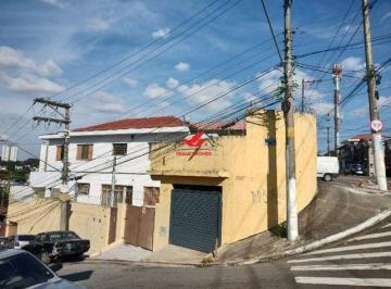 vista lateral · Predio esquina (duas casas uma em cima e uma embaixo) térreas