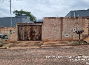 Imagem 1 · Casa para venda em Centro, Prata