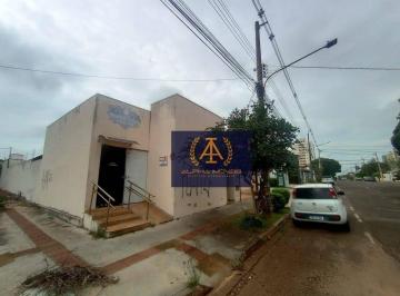 ab5ada753c551c7ab3e8cc5c6205f42635a9bd3b · Casa de esquina bem localizada - Oportunidade