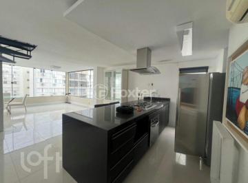 e1df4204 · Cobertura, 4 dormitórios, 158.66 m², em Centro