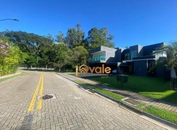 3d92ba27efa58683d1c7425f98e8c7fa27a6b6d5 · Casa com 4 dormitórios à venda, 680 m² no Condomínio Chácara Serimbura - São José dos Campos/SP
