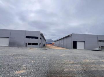 Comercial de 1 quarto, Joinville · Galpão industrial e logístico em Pirabeiraba Joinville SC proximo a Br 101 com fácil acesso de camih
