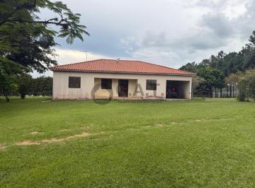 Foto 01 · Sítio à venda em Salto de Pirapora-SP, bairro Jucurupava: 3 quartos, 1 suíte, 2 salas, 2 banheiros, 